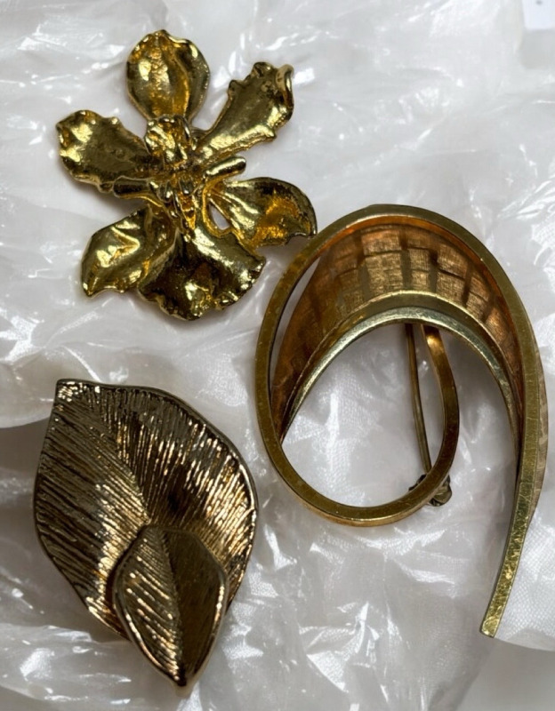 3 Vintage Brooches K&L Rolled Gold Plate Amway & 22KGP Orchid Brooch