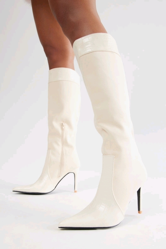 New Ladies Size 8 Fashion Nova Boston Knee High Boots - Ivory Retails for $83