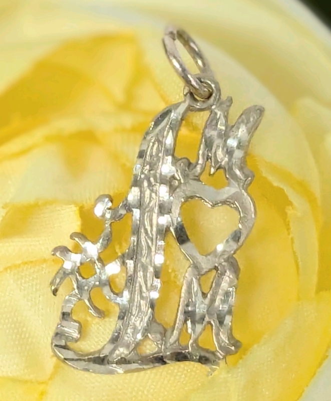 Lovely 10K Stamped HJ Yellow Gold #1 Mom Charm 1" Long Including Bale