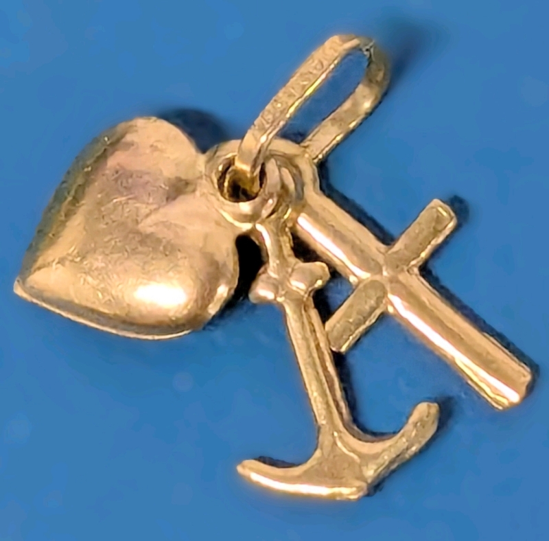 Gorgeous Stamped Italy 10K Faith Hope & Charity Charms Pendant 0.75" Long including Bale
