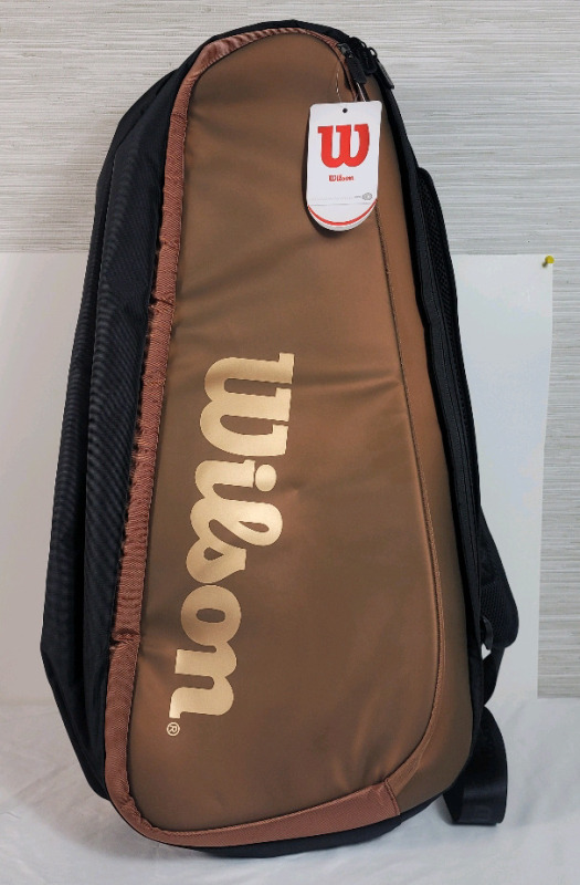 New - Wilson Unisex-Adult Super Tour Pro Staff V14 Racket Bag . Holds Upto 9 Rackets . Retail $170