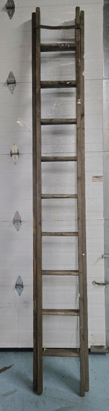 Vintage | Wooden Extension Ladder Approx 9.5" Tall | Appears To Extend To 15ft+