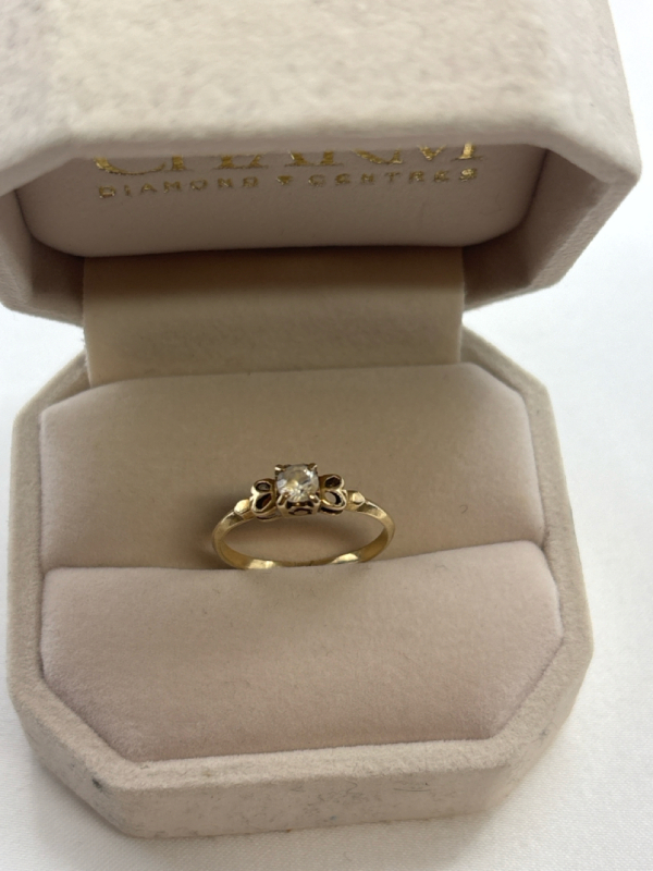 10K Yellow Gold Diamond Vintage Ring Stamped Size 6.5