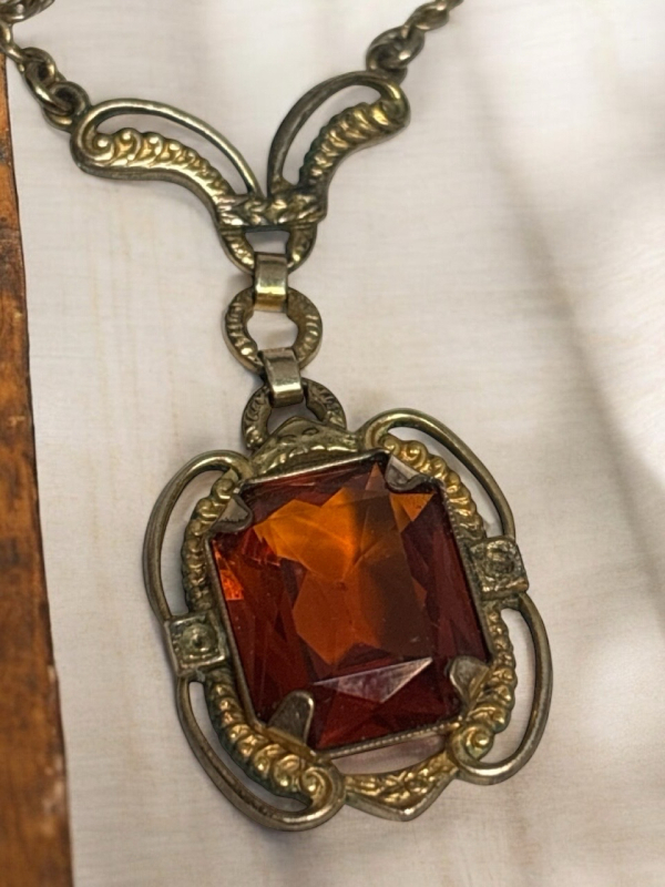 Art Deco Facetted Czech Amber Glass Necklace Open Work Prong Set