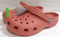 New M5/W7 Crocs Classic Clogs Salmon