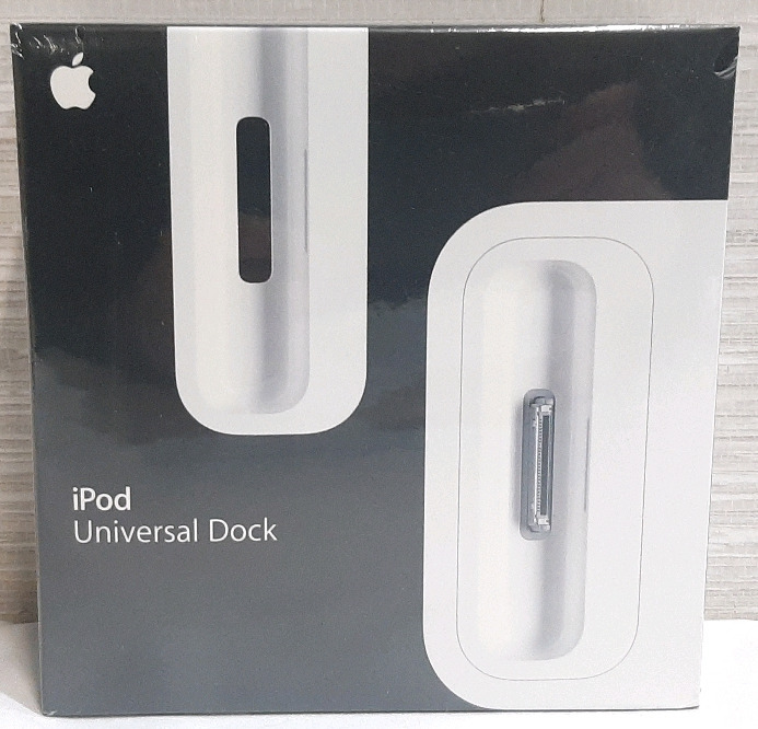 New iPod Universal Dock - Compatible with All iPods (Up to 2005)