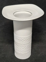 Stunning Kaiser West Germany Vase 9" Tall