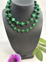 Vintage Graduated Hand Carved Malachite Beaded Stone Necklace