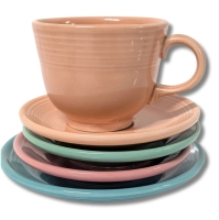 FIESTA WARE USA Matching Cup & Saucer + 2x 5"Saucers & Small 6" Plate