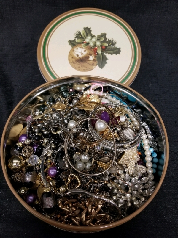 Christmas Tin Full of Vintage to Modern Jewelry