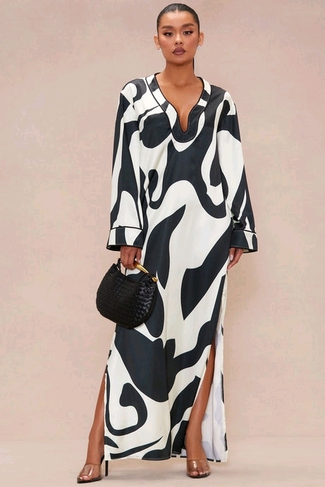 New Women's size Medium Valentina Stain Maxi Dress by Fashion Nova Retails for $104