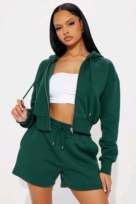 New Women's size Medium Brianna Sweatshirt Set by Fashion Nova - Hunter Green