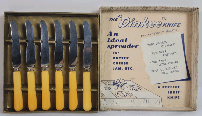 Vintage MCM The " Dinkee " Knife Set . Six (6) Mini Stainless Steel Knives w/Bakelite Handles in Original Box