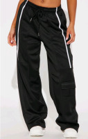 New | Women's Size Medium | Street Vibe Wide Leg Jogger | Colour: Black/White