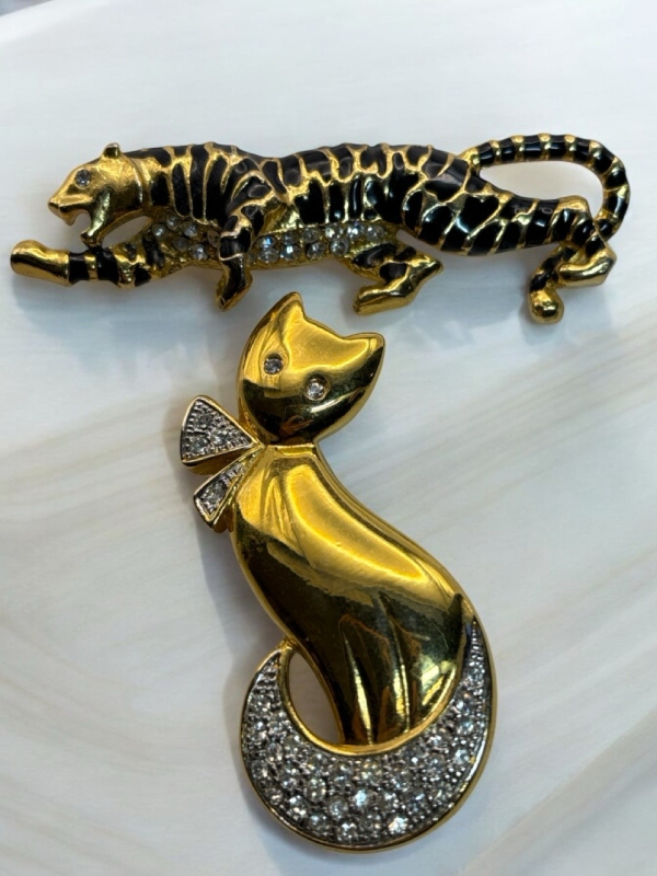 Two Vintage Rhinestone Darling Cat Brooches