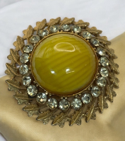 Vintage MCM Yellow Marbled Domed Art Glass & Mint Rhinestones Brooch