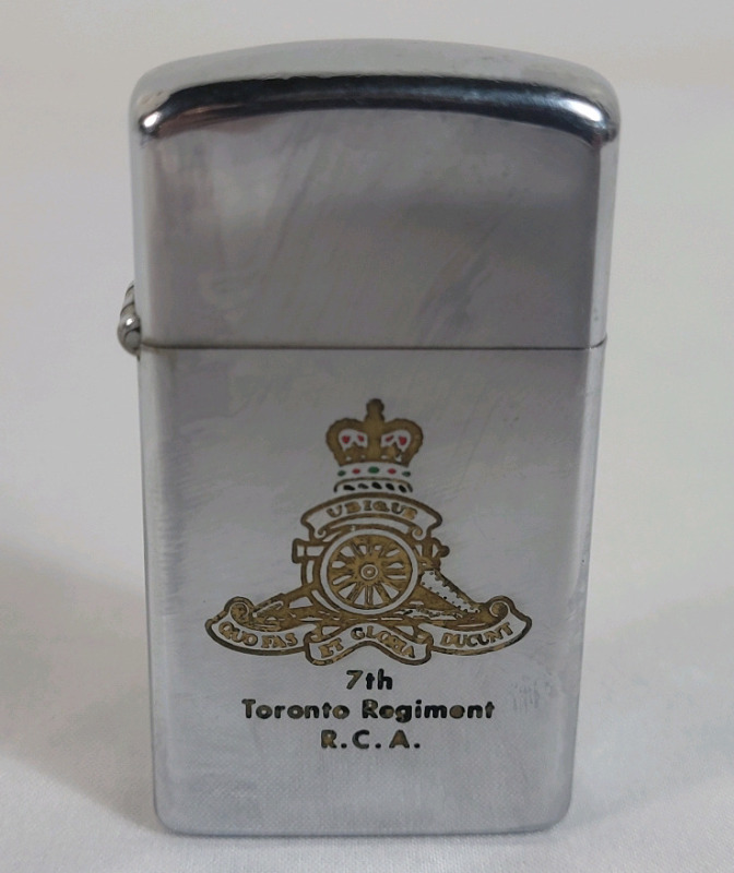 Vintage 1971 ZIPPO 7th Toronto Regiment R.C.A. Slim Lighter .