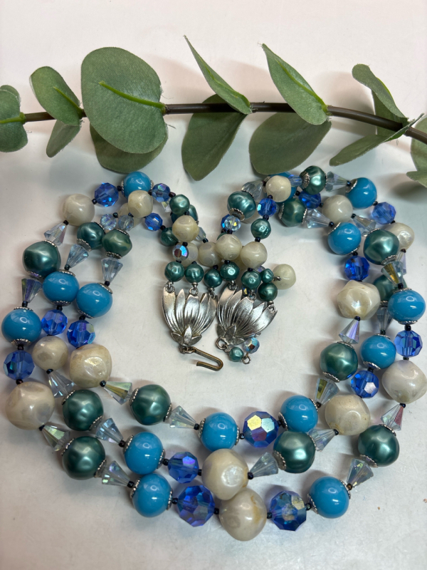 Vintage Sumptuous 3 Strand Necklace Signed