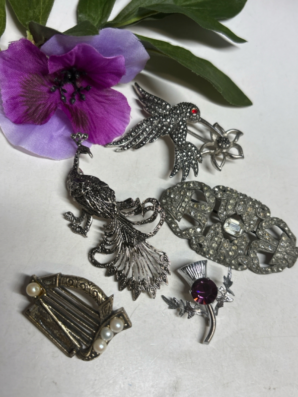 Amazing Vintage Brooches Art Deco / Peacock / Soldor Celtic Harp /Thistle / Humming bird Signed