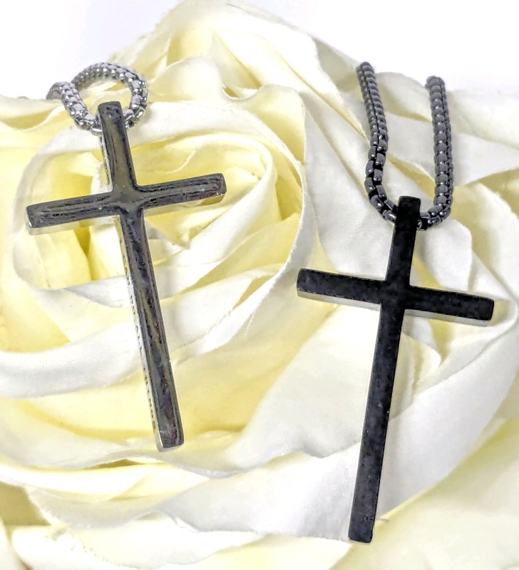 2 New Engraved Cross Necklaces : Philippians 4:13 I Can Do All Things Through Christ Who Strengthens Me &bull; Gunmetal Black & Silver Tone