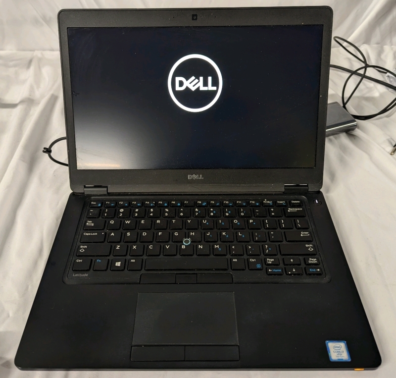 Dell Latitude 5480 14" Business Laptop. Factory Reset. (I7 7600v Cpu, 16gb Ram, 500gb SSD.) Comes with Wan Card.