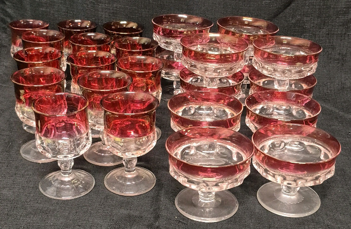 25 Kings Crown Thumb Print Pattern Glasses & Footed Dessert Bowls