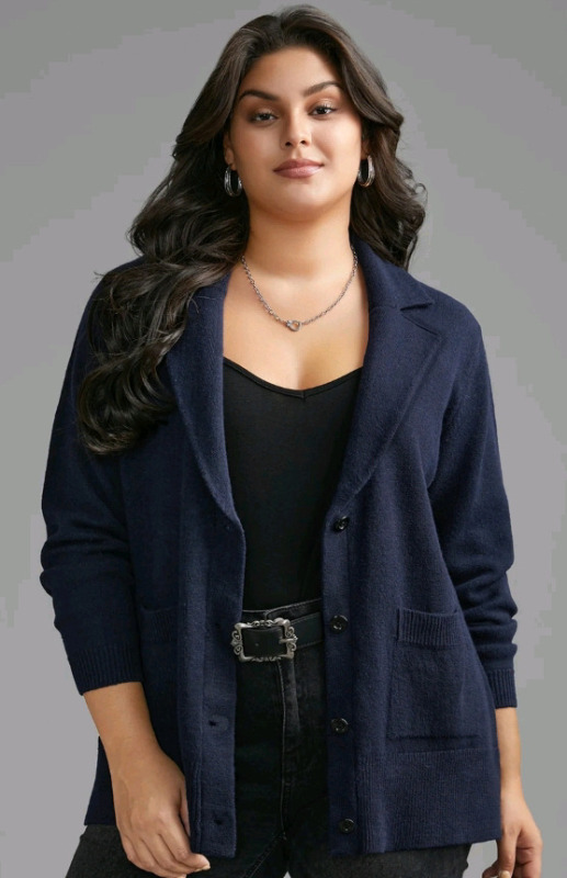 New | Bloomchic Button Up Long Sleeve Sweater Womens Size: 14-16 US- Navy Blue