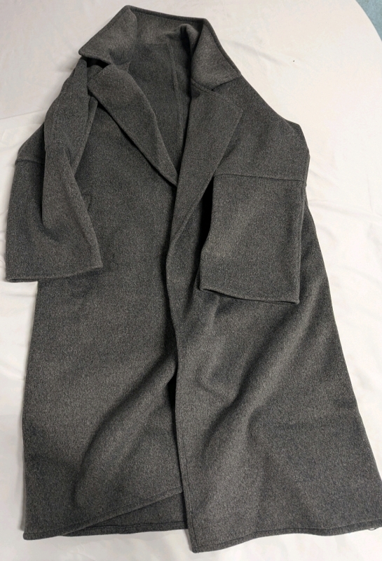 New Women's Small Secchic Coat.