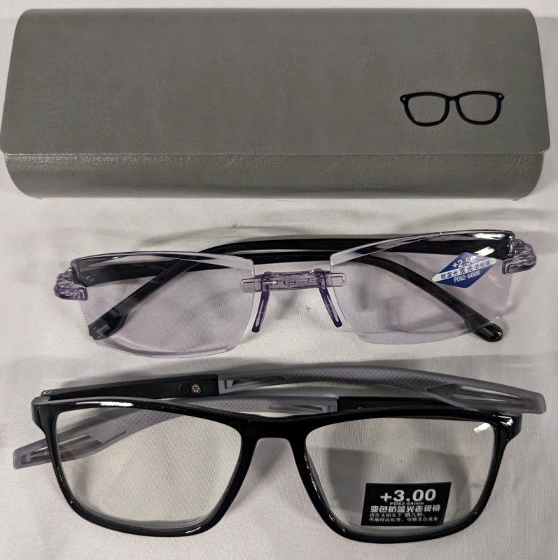 2 New Pairs of Prescription Glasses with Case. BOTH frames 5.5" Wide. (+2.5 and +3 Prescriptions)