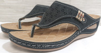 New Women's Leather Sandals, Size 11