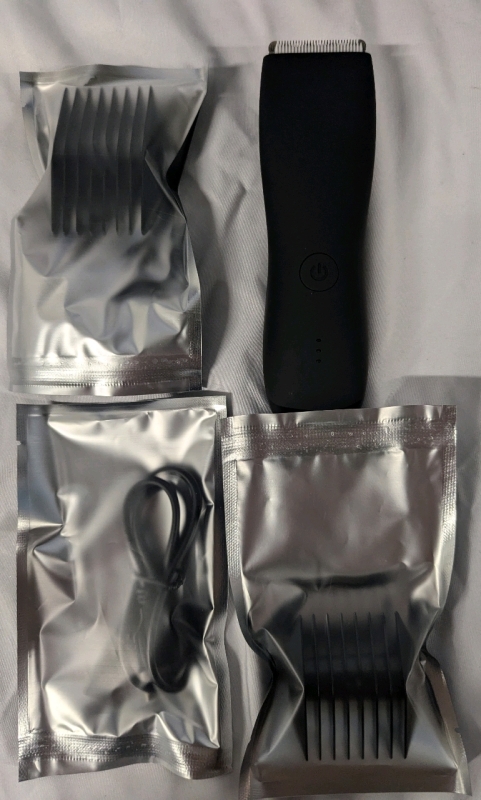 New Hair Trimmer. With Two Guard Blades.