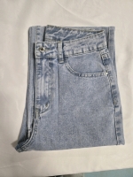 New | Womens Size: XS Washed Wide Leg Jeans