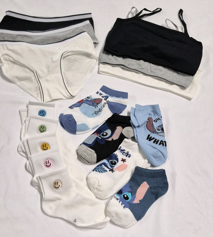 New Youth Stitch Socks sz (14+), Socks (8-12yr) & Underwear & Tanks (13 years)