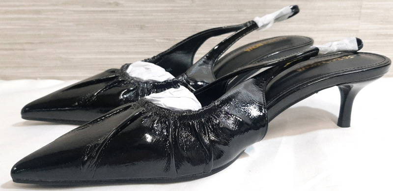 New Pair of Fashion Nova Black Pointed Heels, Size 9