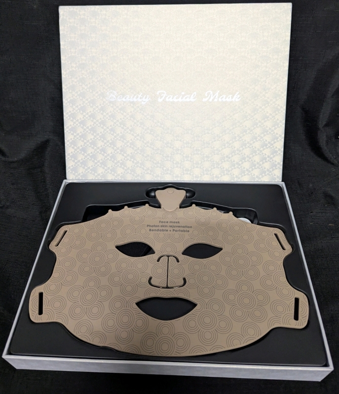New: 7 Colour LED Face Mask Light Therapy