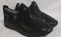 New | Women's Size 11&frac12; | Faux Fur & Leather Slippers/Loafers