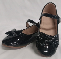 New | Child's Size 11 | Faux Leather Outing Flats w/ Bow Design