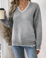 New sz Large Women's V-Neck Sweater by Emery Rose
