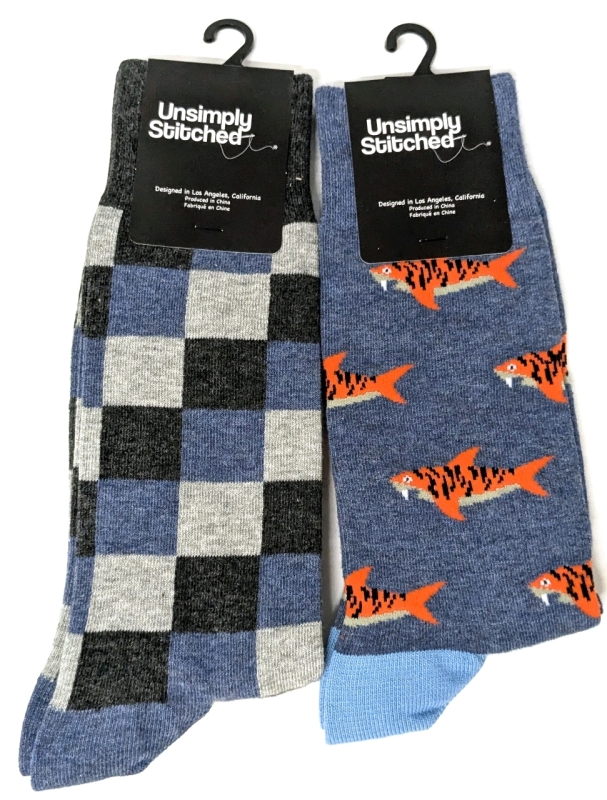 2 New Size W8-13/M8-12 SIMPLY UNSTITCHED Cotton Blend Socks