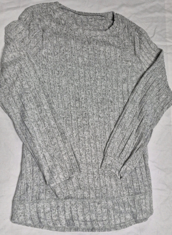 New sz Medium Women's Top