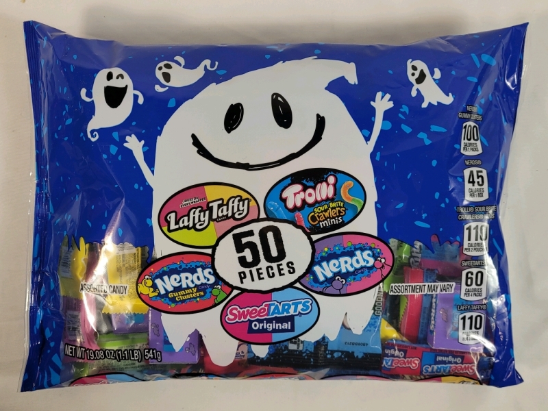 New - 50pcs. NERDS , SweetTarts , Laffy Taffy & Trolli Candies and Gummies . Best Before Jan 2025