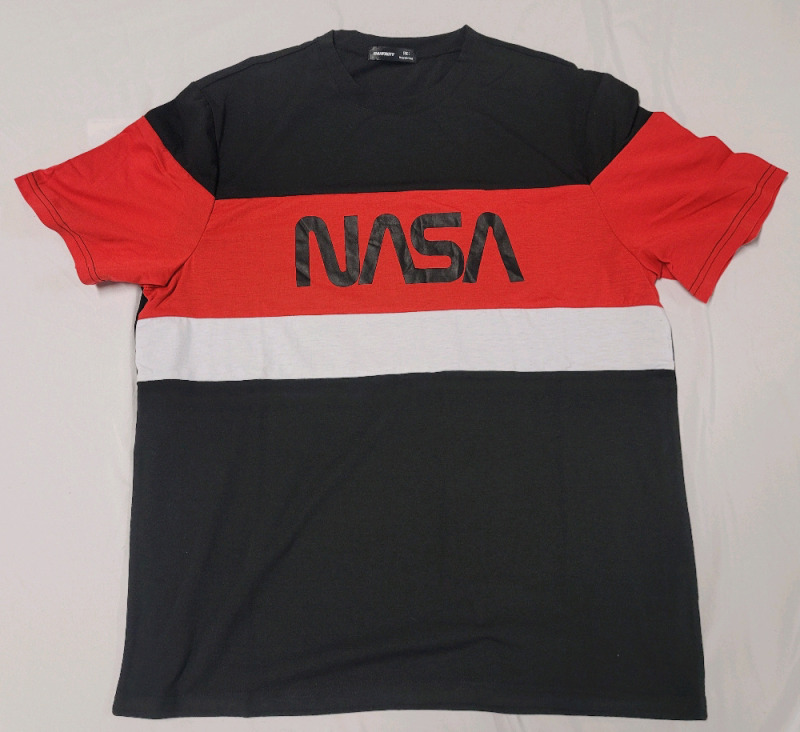 New - Sz. Large Unisex NASA T-Shirt