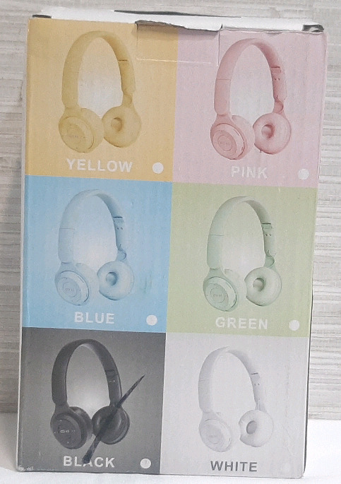 New Pair of Wireless Headphones, Black