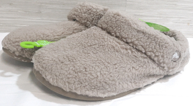 New Pair of Classic Cozzzy Slipper Crocs, Size m6/w8