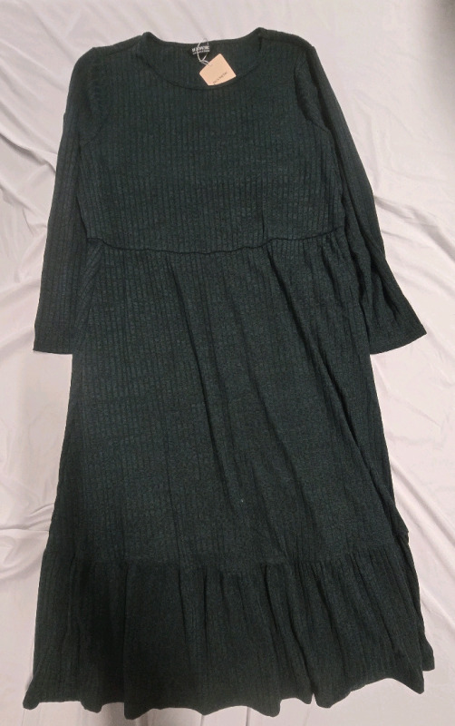 New | Bloomchic Womens Green Knit Dress Size: US 18-20