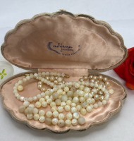Vintage Adorna Clam Shell Case Mother of Pearl Necklace / 50 + MOP Beads / Knotted Pearl Necklace