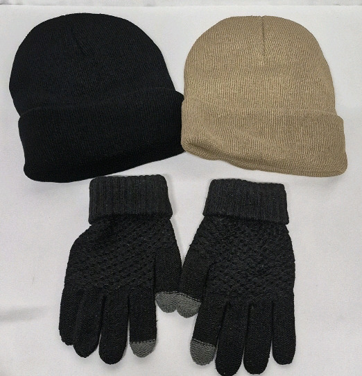 New O/S 3 Piece Adult Winter Hats & Gloves