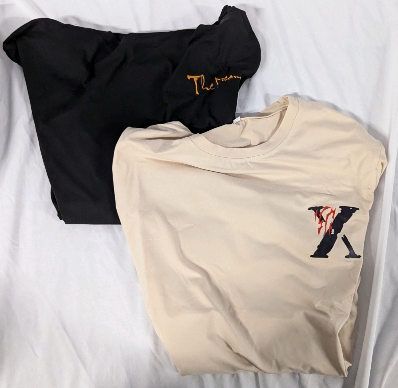 2 New XL Men's T- Shirts.