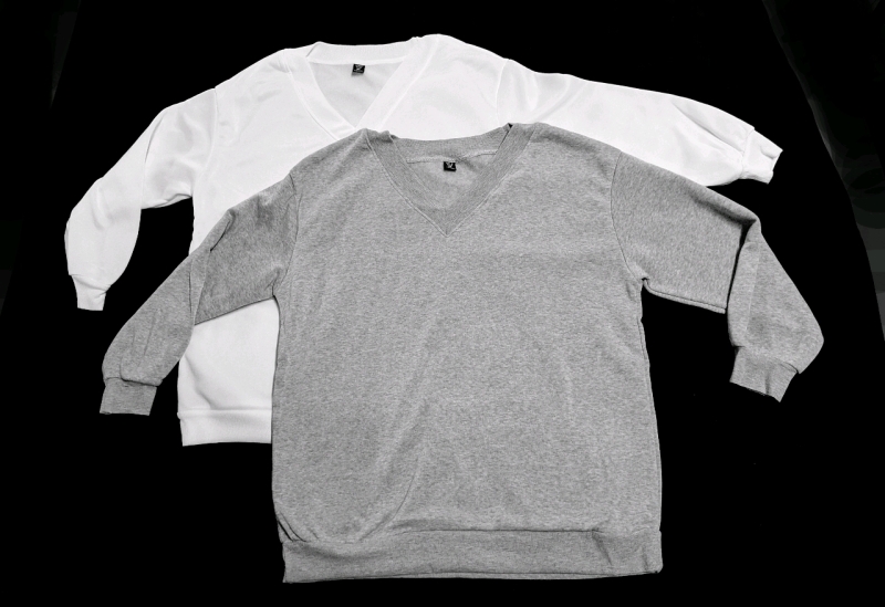 2 New Size 0XL Women's V-Neck Sweatshirts