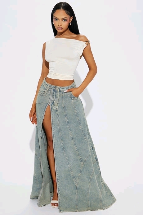 New - Sz. XL Women's FashionNova Show You The Way Tinted Denim Maxi Skirt - Vintage Wash